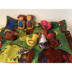 Melissa and Doug Farm Friends Activity Play Mat with Storage Bag and Plush Toys